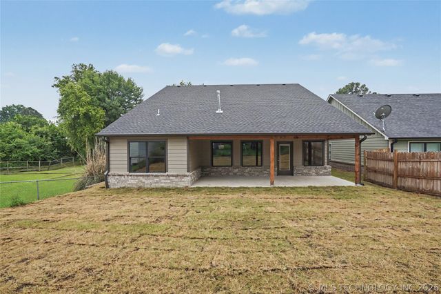 1337 E Hobson Avenue, Sapulpa, OK 74066