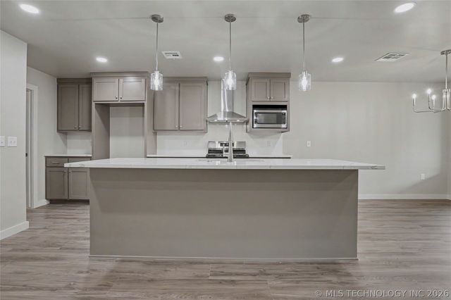 1337 E Hobson Avenue, Sapulpa, OK 74066