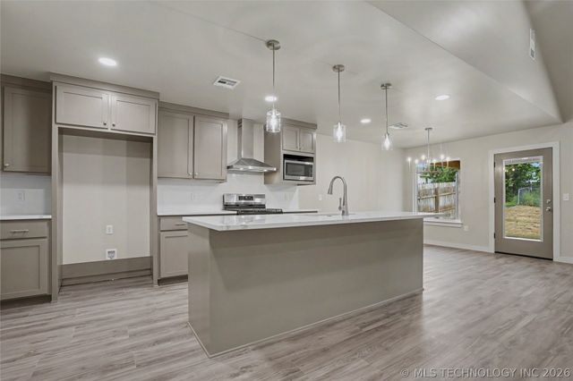 1337 E Hobson Avenue, Sapulpa, OK 74066