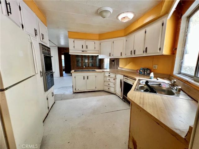 4250 Lakeview, Nice, CA 95464