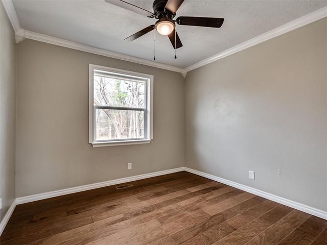 9925 Aztec Drive, Norman, OK 73026