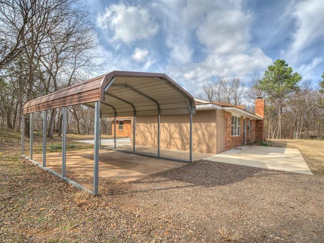 9925 Aztec Drive, Norman, OK 73026