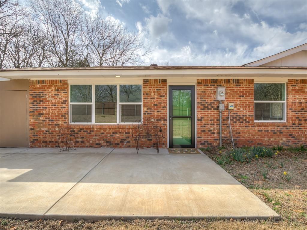 9925 Aztec Drive, Norman, OK 73026