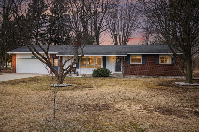 6243 Woodcliff Street, Laketown Twp, MI 49423