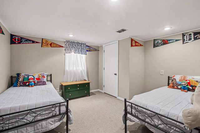 6243 Woodcliff Street, Laketown Twp, MI 49423