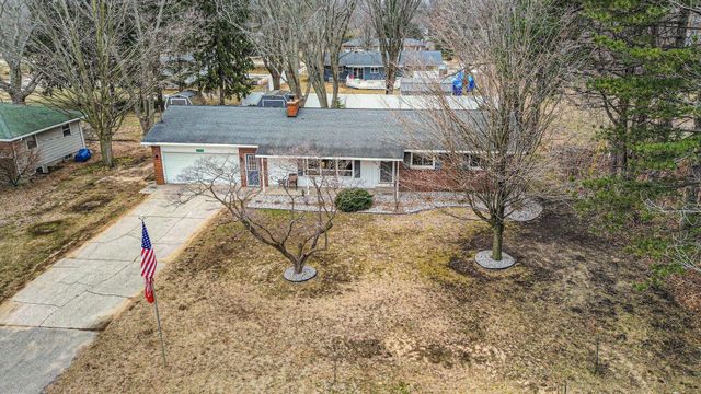 6243 Woodcliff Street, Laketown Twp, MI 49423