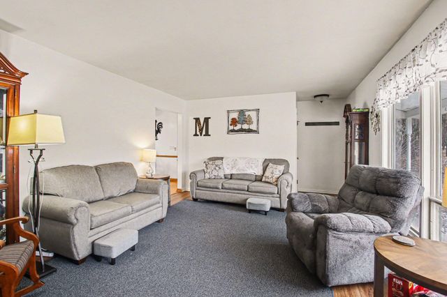 6243 Woodcliff Street, Laketown Twp, MI 49423