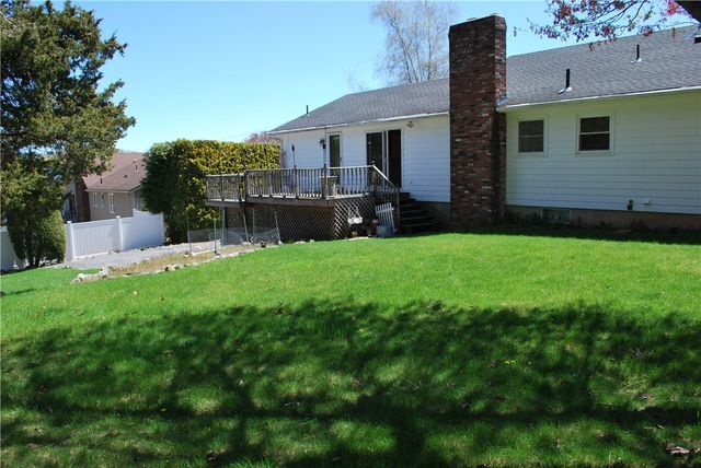 3 Carriage Way, North Providence, RI 02904