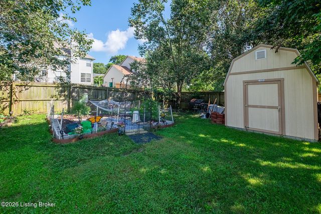 12503 Northolt Ct, Louisville, KY 40245
