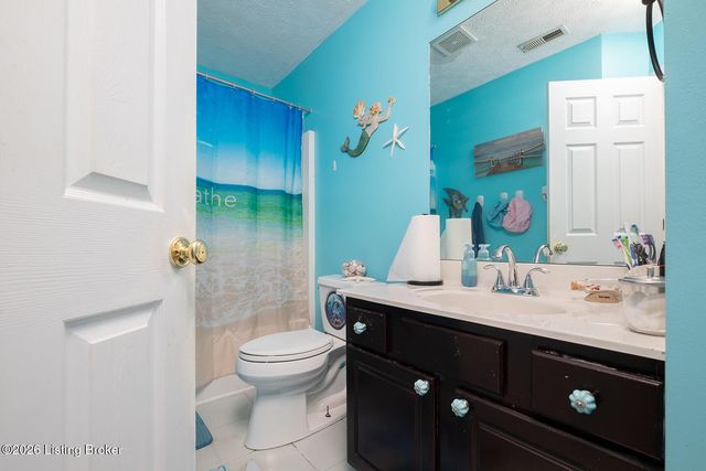 12503 Northolt Ct, Louisville, KY 40245