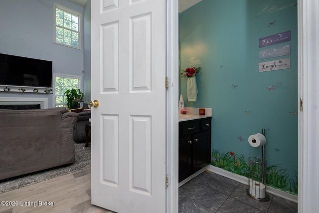 12503 Northolt Ct, Louisville, KY 40245