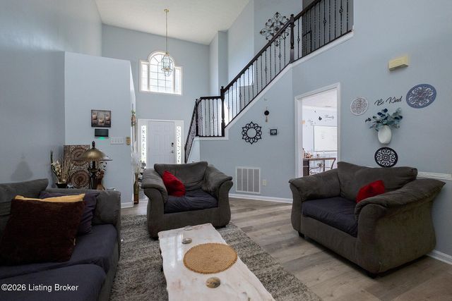 12503 Northolt Ct, Louisville, KY 40245
