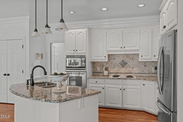 3717 Brackenridge Lane, Fuquay Varina, NC 27526