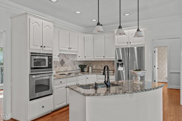3717 Brackenridge Lane, Fuquay Varina, NC 27526