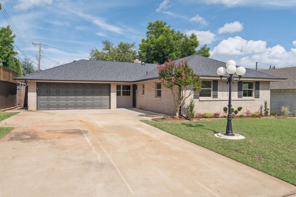 2427 NW 43rd Circle, Oklahoma City, OK 73112