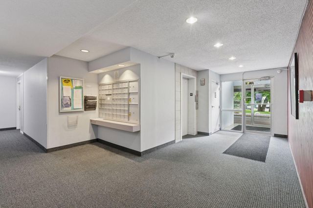 3399 Kent Street 211, Shoreview, MN 55126