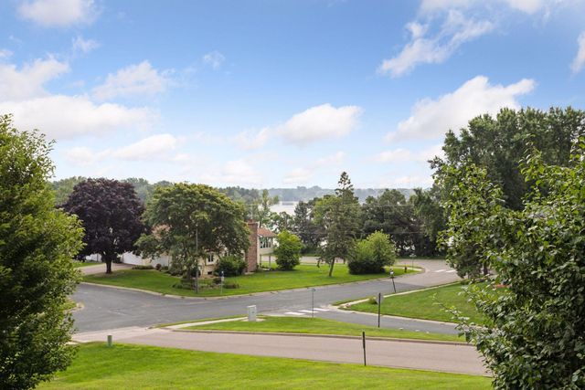 3399 Kent Street 211, Shoreview, MN 55126