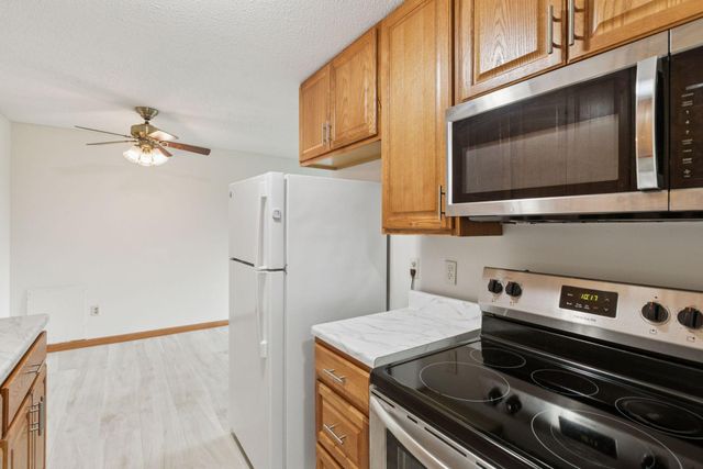 3399 Kent Street 211, Shoreview, MN 55126