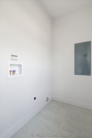 410 S Xanthus Avenue, Tulsa, OK 74104