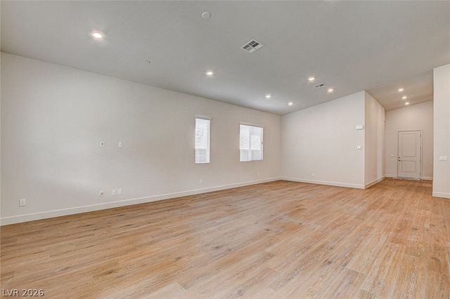 97 Sarabeth Street, Las Vegas, NV 89138
