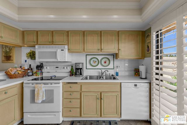 5503 Los Coyotes Drive 38, Palm Springs, CA 92264