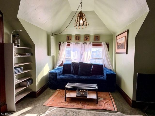 119 E Grant Ave, Roselle Park Boro, NJ 07204