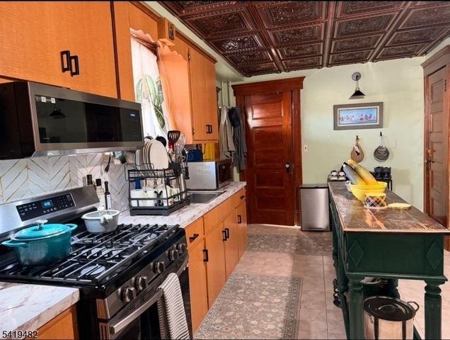 119 E Grant Ave, Roselle Park Boro, NJ 07204