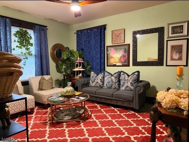 119 E Grant Ave, Roselle Park Boro, NJ 07204