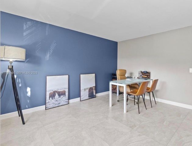 8511 Old Country Mnr 408, Davie, FL 33328