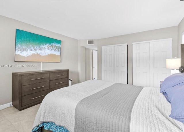 8511 Old Country Mnr 408, Davie, FL 33328