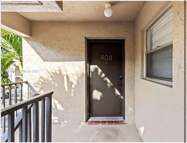 8511 Old Country Mnr 408, Davie, FL 33328