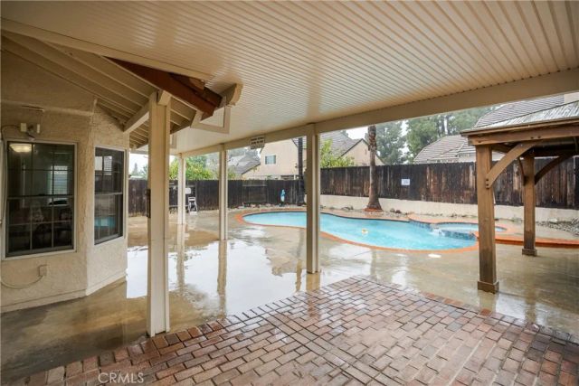 1567 Brentwood, Upland, CA 91786