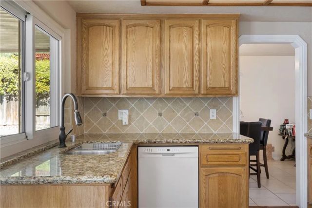 1567 Brentwood, Upland, CA 91786
