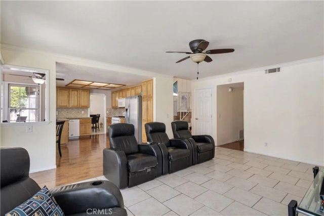 1567 Brentwood, Upland, CA 91786