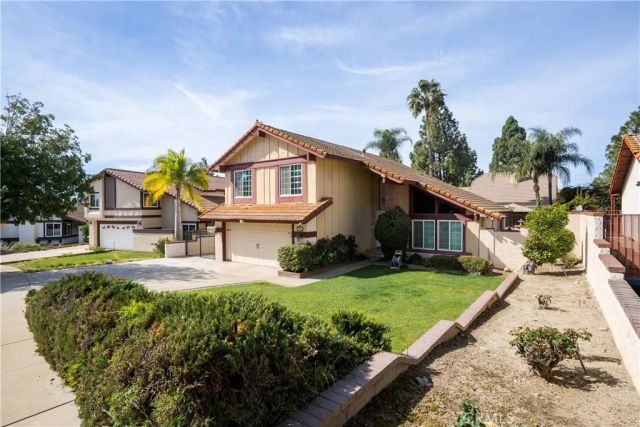 1567 Brentwood, Upland, CA 91786