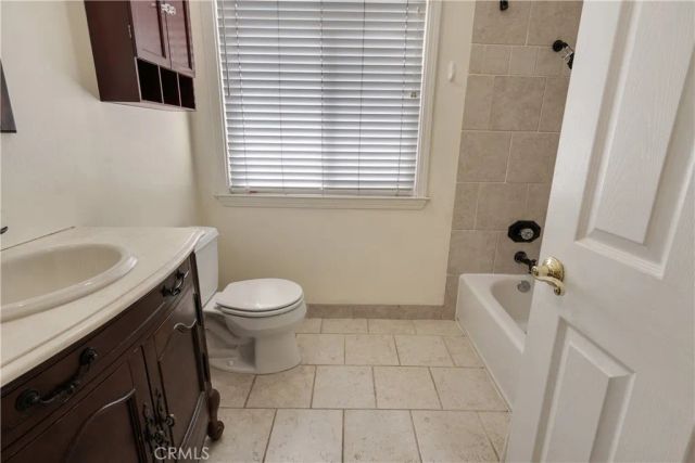 1567 Brentwood, Upland, CA 91786