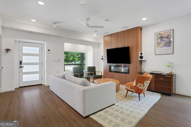 1956 Baker Road NW, Atlanta, GA 30318