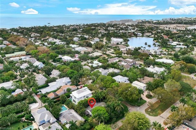 295 6th ST N, Naples, FL 34102