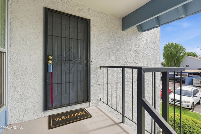 4608 W MARYLAND Avenue 211, Glendale, AZ 85301