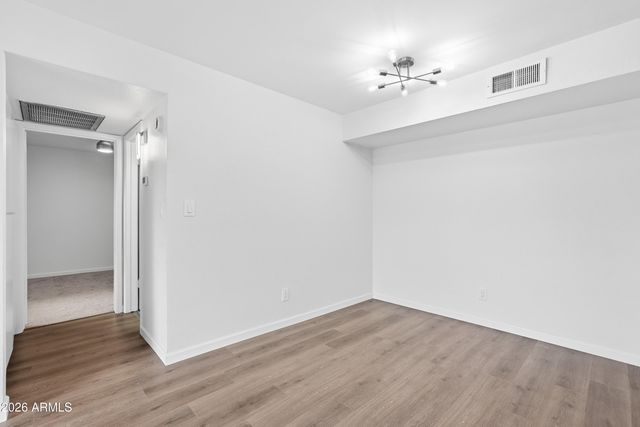 4608 W MARYLAND Avenue 211, Glendale, AZ 85301