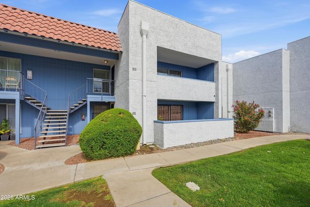 4608 W MARYLAND Avenue 211, Glendale, AZ 85301