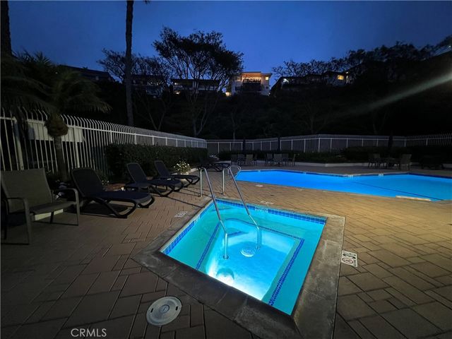 23 Vista Encanta 23, San Clemente, CA 92672