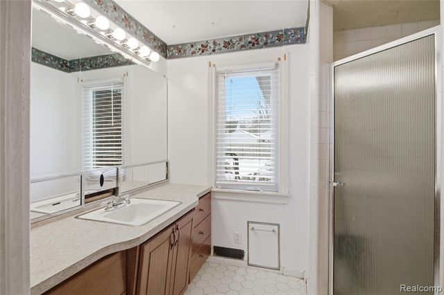 1363 Wisconsin Avenue, Marysville, MI 48040