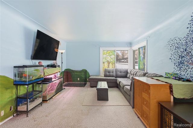 1363 Wisconsin Avenue, Marysville, MI 48040