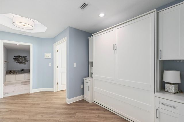 1180 GULF BOULEVARD 2001, Clearwater, FL 33767