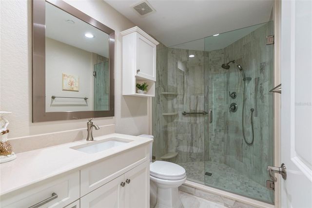 1180 GULF BOULEVARD 2001, Clearwater, FL 33767