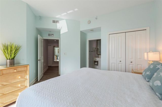 1180 GULF BOULEVARD 2001, Clearwater, FL 33767