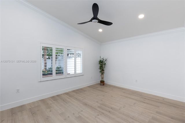 46 Gables Boulevard, Weston, FL 33326
