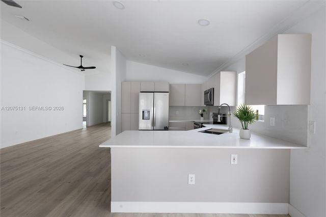 46 Gables Boulevard, Weston, FL 33326