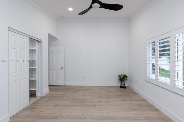46 Gables Boulevard, Weston, FL 33326